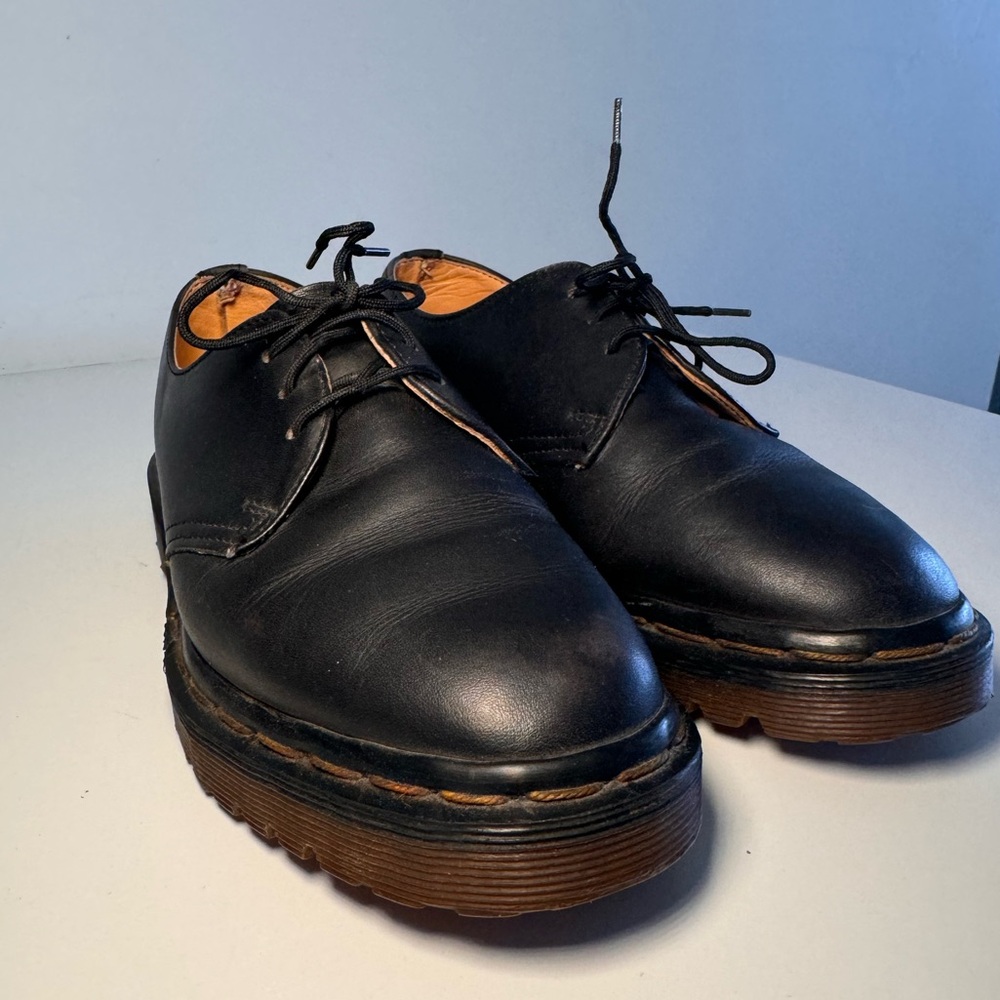 Vintage Dr. Martens Oxford Leather Shoes - Picture 2 of 7